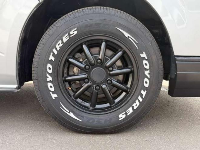 ハイエースバン2.8 DX ロング ディーゼルターボ 4WD　寒冷地仕様　415COBRA　丸目ヘッドライトキット　サファイアフロントリップスポイラー　ENCB16インチアルミ　トーヨーオープンカントリー　リアヒーター　リアエアコン 2800