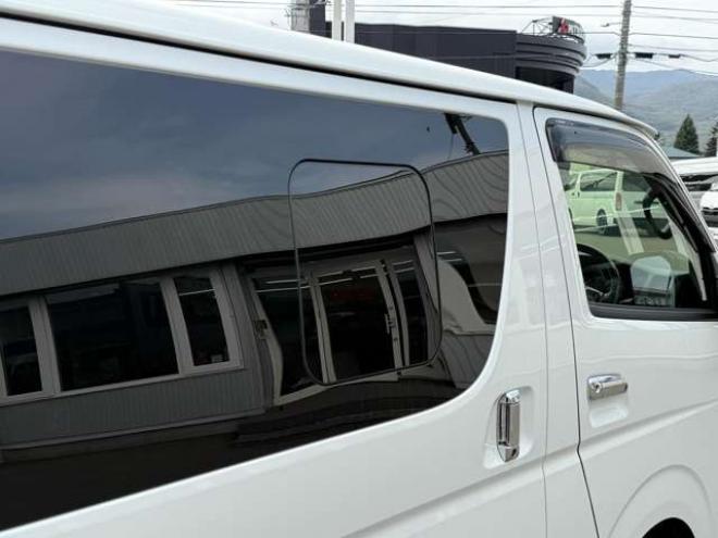 ハイエースバン2.8 スーパーGL ダークプライムII ロングボディ ディーゼルターボ 4WD　ワンオーナー 寒冷地仕様 パノラミックビューモニター デジタルインナーミラー 415COBRA CL-3フロントリップ CL-2サイドステップ　CL-ステップリアバンパー　ステージ2　バッドラッカー18インチアルミ　トーヨーH30 2800