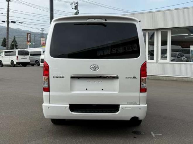 ハイエースバン2.8 スーパーGL ダークプライムII ロングボディ ディーゼルターボ 4WD　ワンオーナー 寒冷地仕様 パノラミックビューモニター デジタルインナーミラー 415COBRA CL-3フロントリップ CL-2サイドステップ　CL-ステップリアバンパー　ステージ2　バッドラッカー18インチアルミ　トーヨーH30 2800