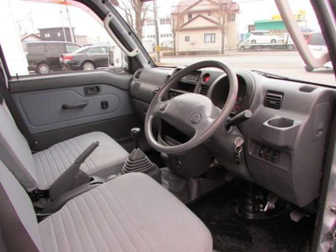 ハイゼットトラック エクストラ 3方開 4WD　パワーステアリング/パワーウィンドウ/エアコン/荷台作業灯/キーレス 660