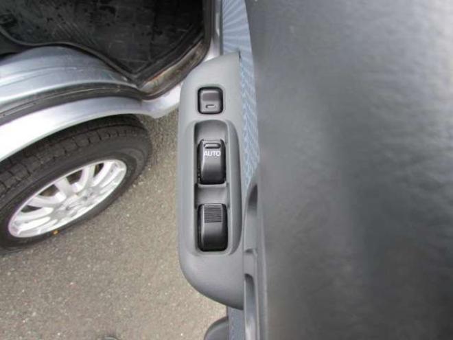 ハイゼットトラック エクストラ 3方開 4WD　パワーステアリング/パワーウィンドウ/エアコン/荷台作業灯/キーレス 660