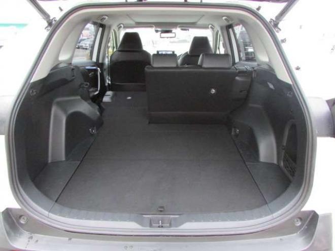 RAV-42.5 ハイブリッド G E-Four 4WD　ヒッチメンバー/パワーバックドア/アップサス/モデリスタエアロ/サンルーフ/ビルトインETC/シートヒーター/ステアリングヒーター/フルセグTV/バックカメラ/サイドカメラ/ 2500