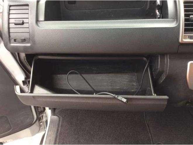 ハイエースバン3.0 スーパーGL ロング ディーゼルターボ 4WD　リアヒーター&クーラー　キーレス　ETC　電動格納ミラー　デュアルエアコン　ベッドキッド　フロントフォグランプ　clarionSDナビ(NXL13)　AUX　Bluetooth　USB　16インチAW 3000