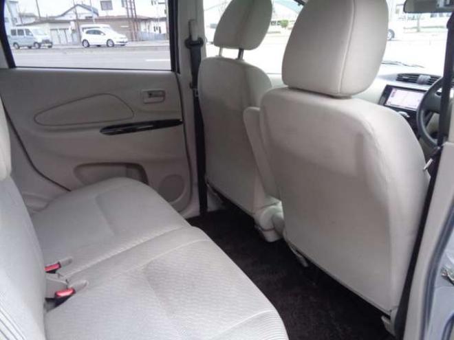 デイズS 4WD　純正ナビ　フルセグ　キーレス 660