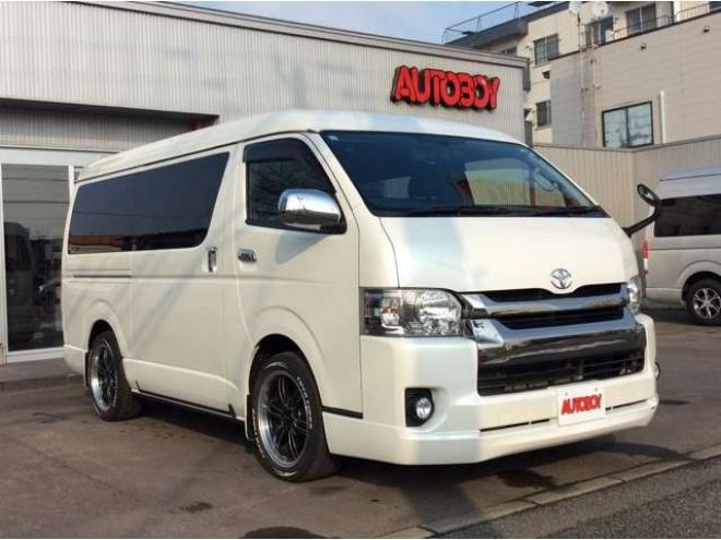 ハイエースバン2.7 スーパーGL ダークプライム ワイド ミドルルーフ ロングボディ 4WD　4WD　寒冷地仕様　両側パワスラ　スマキー　プッシュスタート　リアヒーター&クーラー　アルパインインナーミラー&フリップダウンモニター　社外メモリナビ　フルセグTV　ETC　ベッドキッド　Bカメラ 2700