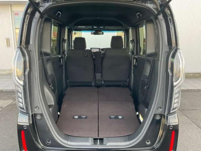 N-BOXカスタム 660 G L ホンダセンシング 4WD　純正ナビ・TV　バックカメラ　両側パワスラ　純正エンジンスターター　プッシュスタート　クルコン　ETC　LEDヘッドライト　フォグランプ　シートヒーター　ドラレコ　bluetooth 660