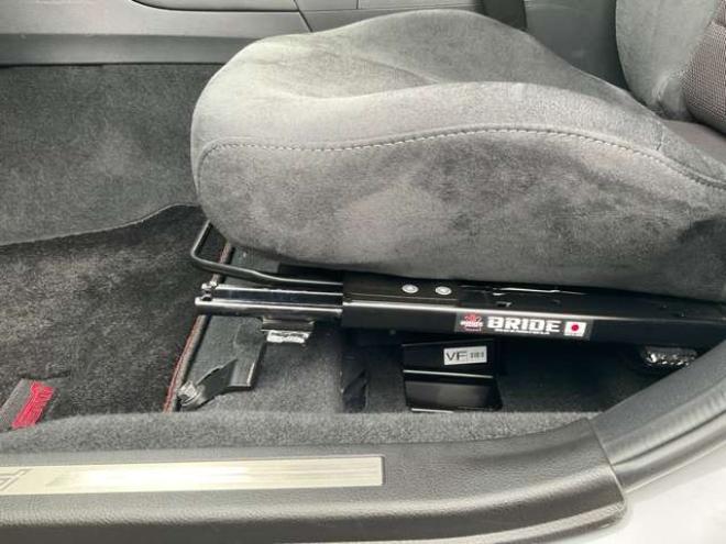 レヴォーグ2.0 STI スポーツ アイサイト 4WD　東京オートサロン2020受賞車　フロント片側60mmワイド　リア片側85mmワイド　ナルドグレー全塗装　BRIDEセミバケットシート　WRX後期Fバンパー　フロント6POTキャリパー　CUSCO製車高調　車幅公認済み 2000