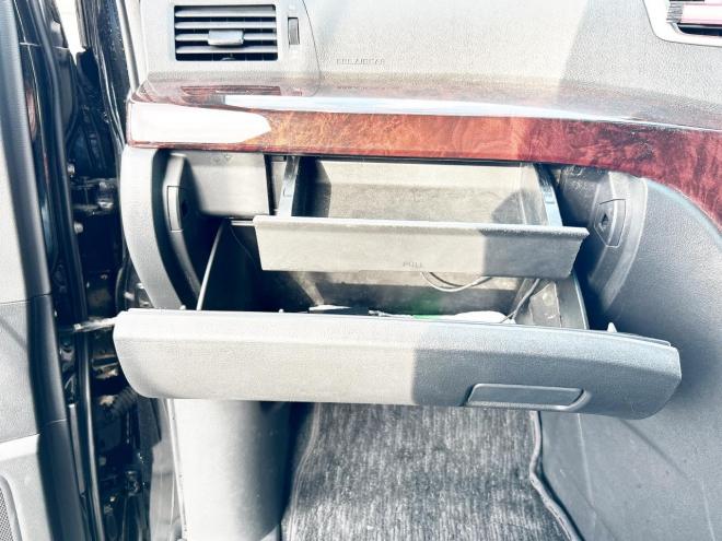 ヴェルファイア2.4Z 4WD ローンが不安な方＜優遇ローン＞ 本州仕入　後期型　フルエアロ　アルパイン8型ナビTV　両側パワースライド　バックカメラ　スマートキー　HID　7人乗り　2列目オットマンシート