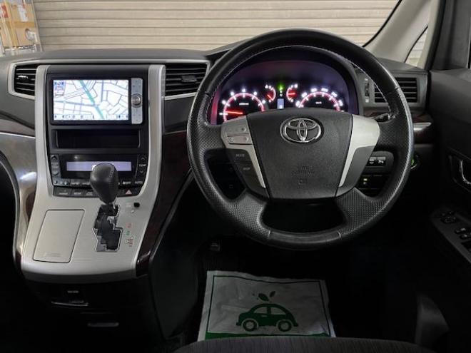 ヴェルファイア２．４Ｚ　本州仕入　後期型　ワンオーナー　寒冷地仕様　禁煙車　両側パワースライドドア　純正１８インチＡＷ　純正１６ＡＷ＋スタッドレスタイヤ　純正ナビ　フルセグ地デジ　ＤＶＤ再生　Ｂｌｕｅｔｏｏｔｈ　バックカメラ 4WD 2400 5Dr