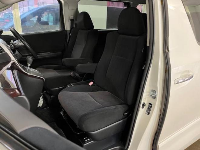 ヴェルファイア２．４Ｚ　本州仕入　後期型　ワンオーナー　寒冷地仕様　禁煙車　両側パワースライドドア　純正１８インチＡＷ　純正１６ＡＷ＋スタッドレスタイヤ　純正ナビ　フルセグ地デジ　ＤＶＤ再生　Ｂｌｕｅｔｏｏｔｈ　バックカメラ 4WD 2400 5Dr