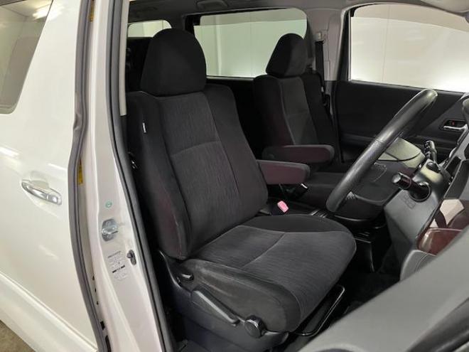 ヴェルファイア２．４Ｚ　本州仕入　後期型　ワンオーナー　寒冷地仕様　禁煙車　両側パワースライドドア　純正１８インチＡＷ　純正１６ＡＷ＋スタッドレスタイヤ　純正ナビ　フルセグ地デジ　ＤＶＤ再生　Ｂｌｕｅｔｏｏｔｈ　バックカメラ 4WD 2400 5Dr