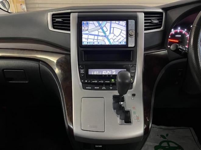 ヴェルファイア２．４Ｚ　本州仕入　後期型　ワンオーナー　寒冷地仕様　禁煙車　両側パワースライドドア　純正１８インチＡＷ　純正１６ＡＷ＋スタッドレスタイヤ　純正ナビ　フルセグ地デジ　ＤＶＤ再生　Ｂｌｕｅｔｏｏｔｈ　バックカメラ 4WD 2400 5Dr