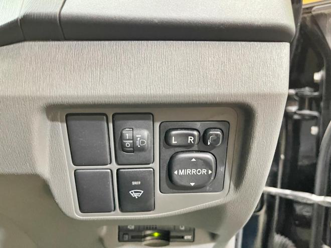 プリウス1.8S 5年保証 スマキー ETC 寒冷地仕様 禁煙 車検整備2年付