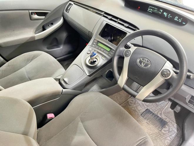 プリウス1.8S 5年保証 スマキー ETC 寒冷地仕様 禁煙 車検整備2年付