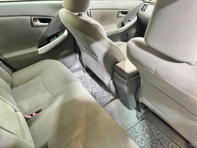 プリウス1.8S 5年保証 スマキー ETC 寒冷地仕様 禁煙 車検整備2年付