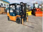 フォークリフト トヨタ　中古　7FGL25　建機