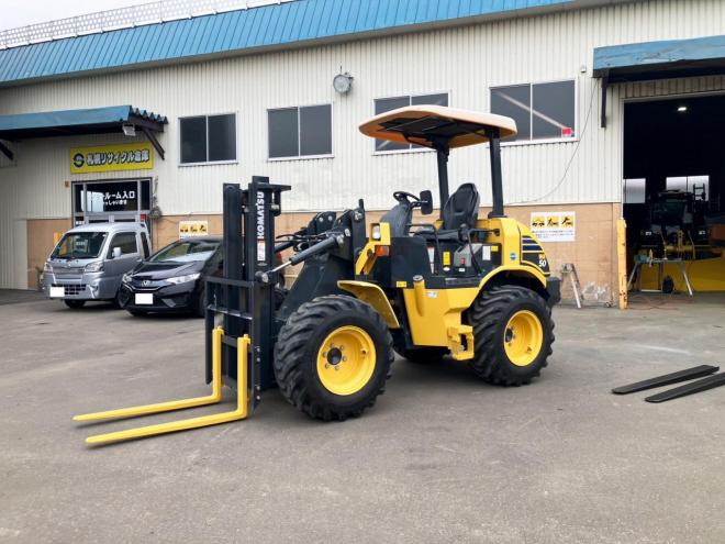 フォークリフトコマツ　中古　ホイールローダーリフト　WA50-8　不整地リフト　建機