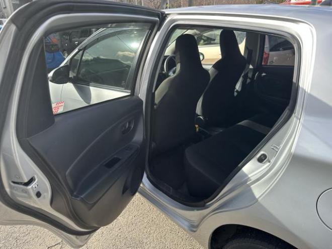 ヴィッツ 4WD 1300 5Dr