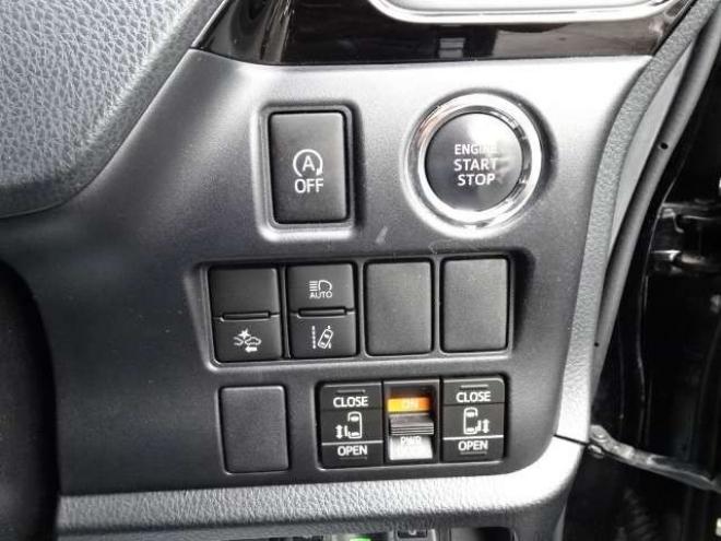 エスクァイア2.0 Gi 4WD　本州車　保証1年/走行距離無制限　4WD　セーフティセンス　両側パワースライドドア　ALPINE製ナビ 地デジ　バックカメラ　サイドカメラ　Bluetooth接続　純正エンジンスターター　シートヒーター　LEDヘッドライト 2000