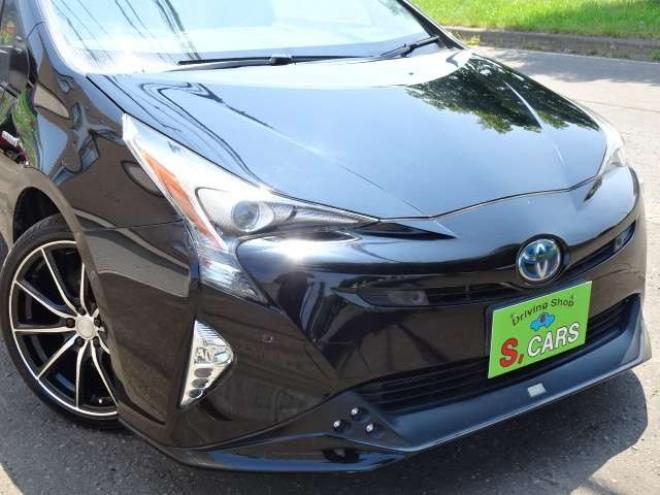 プリウス1.8 A プレミアム E-Four 4WD　本州車 ハイブリットシステム2年保証/走行距離無制限　 4WD　TRDエアロ　ブラインドスポットモニター　純正ナビ　地デジ　バックカメラ　18インチアルミ　本革シート　ヘッドアップディスプレイ　AC100V 1800