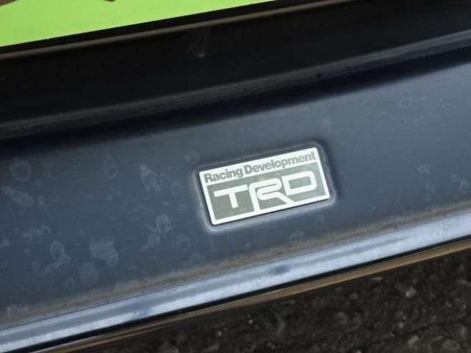 プリウス1.8 A プレミアム E-Four 4WD　本州車 ハイブリットシステム2年保証/走行距離無制限　 4WD　TRDエアロ　ブラインドスポットモニター　純正ナビ　地デジ　バックカメラ　18インチアルミ　本革シート　ヘッドアップディスプレイ　AC100V 1800