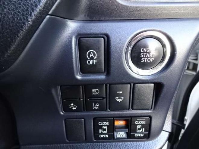 ヴォクシー2.0 ZS 煌 4WD　本州車　保証1年/走行距離無制限　4WD　両側パワースライドドア　トヨタセーフティセンス　カロッツェリア8型ワイドナビ　地デジ　バックカメラ　フリップダウンモニター　Bluetooth接続　アイドリングストップ 2000