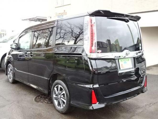 ノア2.0 Si 4WD　本州車　保証1年/走行距離無制限　4WD　後期　セーフティセンス　両側パワースライドドア　純正9インチワイドナビ　　地デジ　バックカメラ　ALPINE12インチフリップダウンモニター　LEDヘッドライト 2000