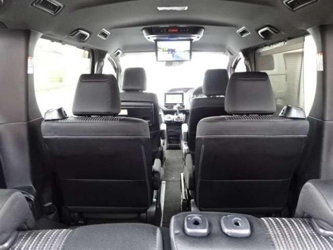 ノア2.0 Si 4WD　本州車　保証1年/走行距離無制限　4WD　後期　セーフティセンス　両側パワースライドドア　純正9インチワイドナビ　　地デジ　バックカメラ　ALPINE12インチフリップダウンモニター　LEDヘッドライト 2000