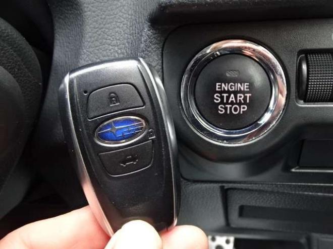 フォレスター2.0 S リミテッド 4WD　アイサイト　本州車　保証1年/走行距離無制　4WD ナビ　地デジ　Bluetooth接続　バックカメラ　ハーフレザーパワーシート　シートヒーター　純正18インチアルミ　クルーズコントロール　USBコンセント　ETC 2000