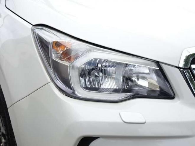 フォレスター2.0 S リミテッド 4WD　アイサイト　本州車　保証1年/走行距離無制　4WD ナビ　地デジ　Bluetooth接続　バックカメラ　ハーフレザーパワーシート　シートヒーター　純正18インチアルミ　クルーズコントロール　USBコンセント　ETC 2000