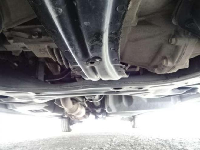 ヴォクシー2.0 ZS 4WD　後期　本州車　保証1年/走行距離無制限　4WD　8人乗　両側パワースライドドア　地デジ　バックカメラ　LEDヘッドライト　16AW　ビルトインETC 2000