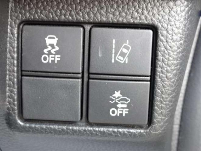 N-BOXカスタム 660 G L ターボ ホンダセンシング 4WD　本州車　保証1年/走行距離無制限　4WD 両側パワスラ バックカメラ ETC　プッシュスタート　ブレーキサポート 660