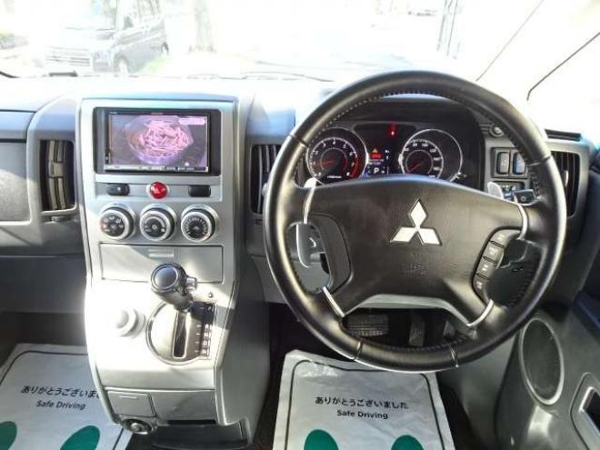 デリカD：5 2.4 G パワーパッケージ 4WD　本州車　ワンオーナー　両側パワースライドドア　ALPINE製ナビ　地デジ　10.2インチALPINE製フリップダウンモニター　バックカメラ　純正HID　スマートキー　ASC　クルーズコントロール　ビルトインETC 2400
