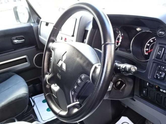 デリカD：5 2.4 G パワーパッケージ 4WD　本州車　ワンオーナー　両側パワースライドドア　ALPINE製ナビ　地デジ　10.2インチALPINE製フリップダウンモニター　バックカメラ　純正HID　スマートキー　ASC　クルーズコントロール　ビルトインETC 2400