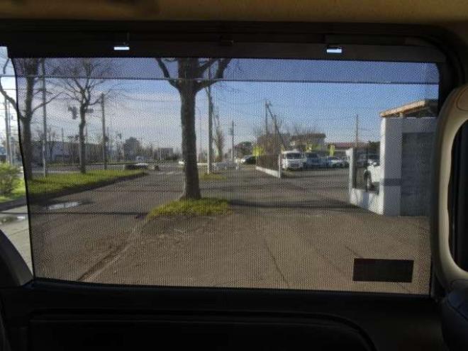 エスクァイア2.0 Gi 4WD　本州車　保証1年/走行距離無制限　4WD　両側パワースライドドア　オートマチックハイビーム　社外9インチナビ　地デジ　バックカメラ　黒本革シート　シートヒーター　LEDヘッドライト　ETC　クルーズコントロール 2000