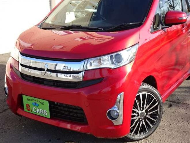 eKカスタムT セーフティパッケージ 4WD　保証1年/走行距離無制限　4WD　衝突軽減ブレーキシステム　純正ナビ　地デジ　バックカメラ　社外エンジンスターター　シートヒーター　社外15インチアルミ　純正HID　ウインカーミラー　横滑り防止　寒冷地仕様 660