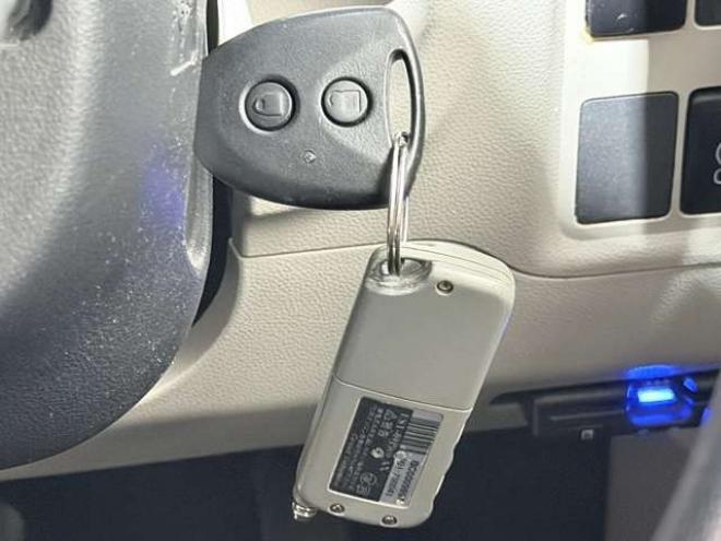 パッソ1.0 X 4WD　防錆塗装TVナビBカメエンスタ 1000