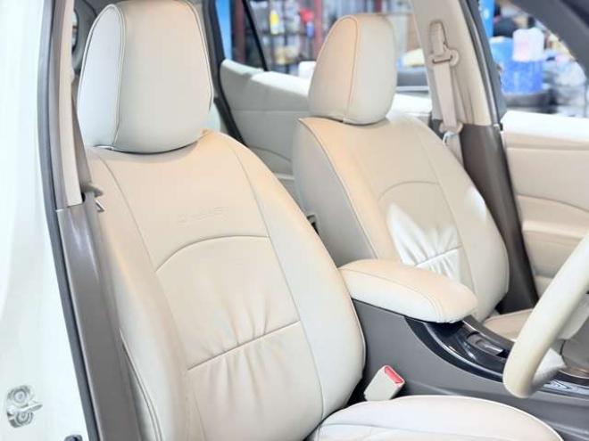 リーフG　防錆塗装TVナビBカメETC 2WD 不明