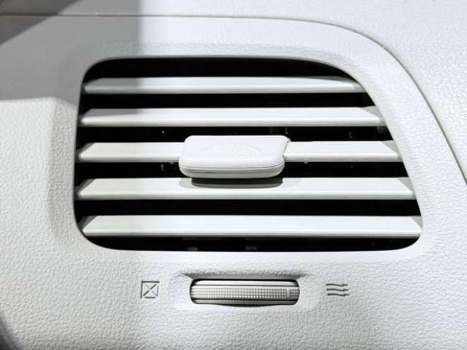 リーフG　防錆塗装TVナビBカメETC 2WD 不明