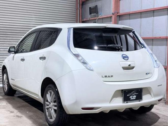 リーフG　防錆塗装TVナビBカメETC 2WD 不明
