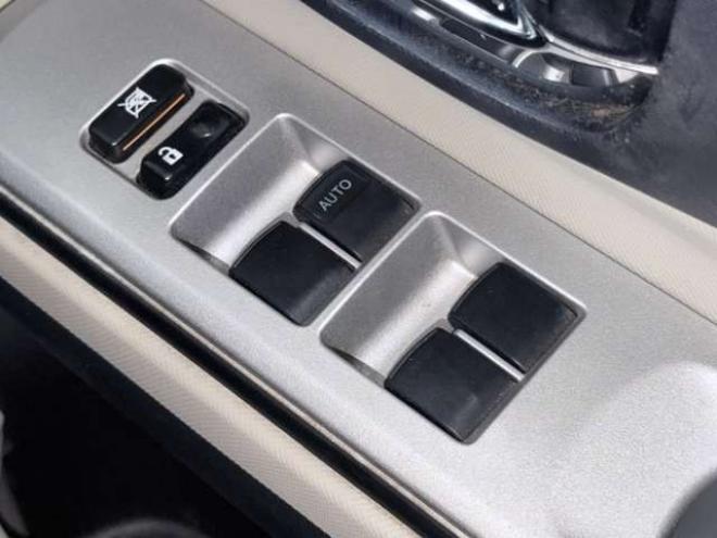 アクア1.5 G　防錆塗装TVナビETC夏冬タイヤ 2WD 1500