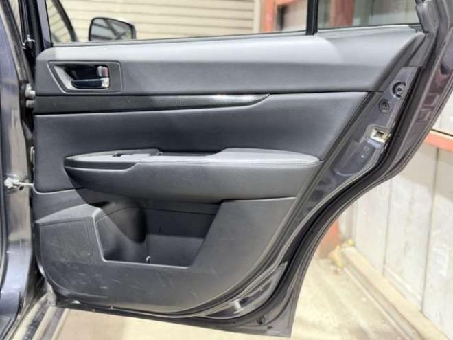 レガシィワゴン2.5 GT アイサイト 4WD　下廻防錆TVナビBカメETCエンスタ 2500