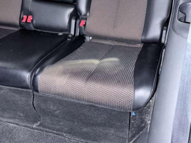 エルグランド2.5 250ハイウェイスター アーバンクロム 4WD　下廻防錆TVナビBカメETC後席モニタ 2500