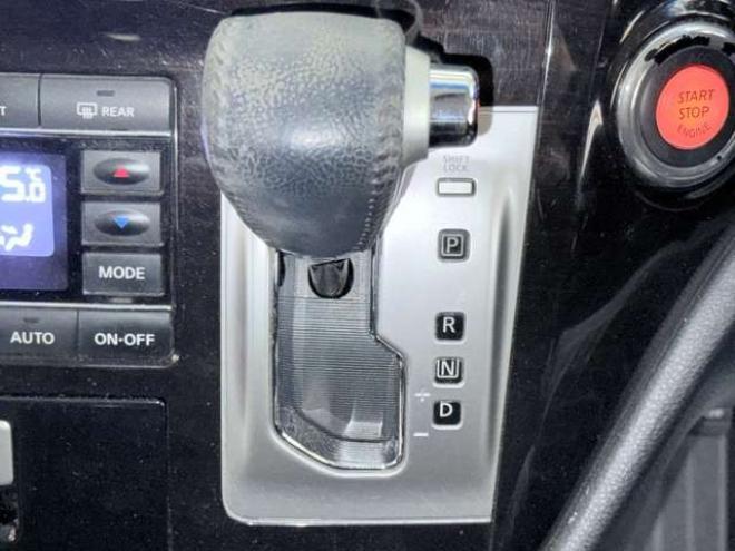 エルグランド2.5 250ハイウェイスター アーバンクロム 4WD　下廻防錆TVナビBカメETC後席モニタ 2500