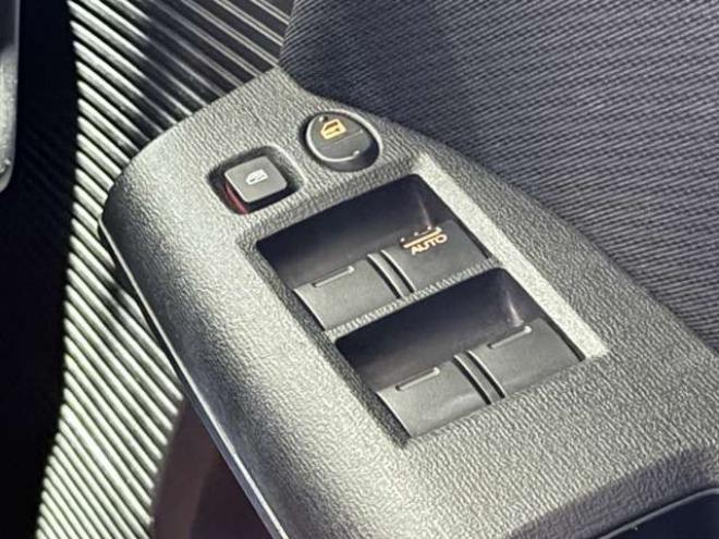 フリードスパイク1.5 G 4WD　防錆塗装4WDTVナビBカメETCエンスタ 1500