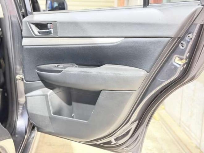 レガシィワゴン2.5 i Sスタイル 4WD　防錆塗装TVナビBカメ 2500