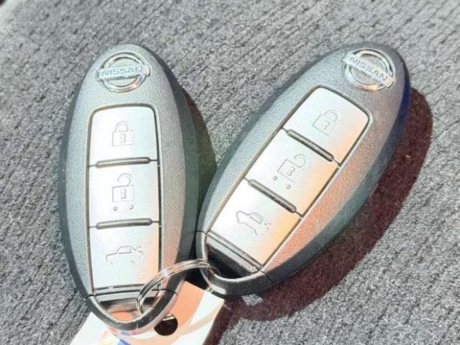 ティアナ2.5 250XE FOUR 4WD　防錆塗装4WDキーレスETC 2500