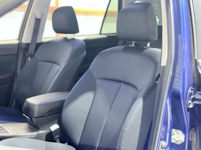 レガシィワゴン2.5 i アイサイト 4WD　下廻防錆ナビBカメETC 2500