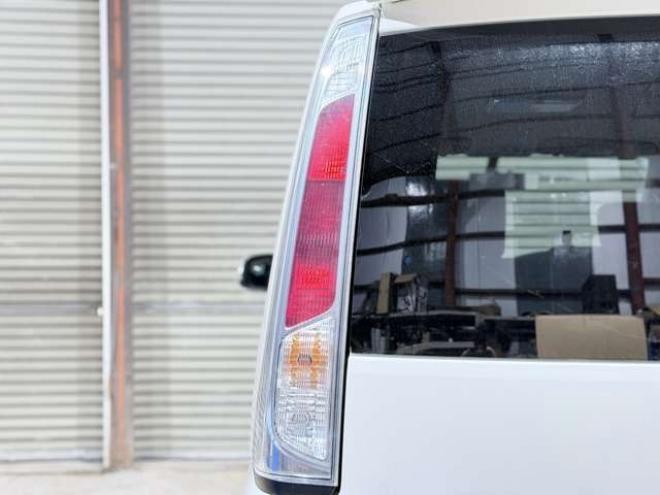 セレナ2.0 ハイウェイスター Vセレクション 4WD　防錆塗装4WDTVナビBカメ後席モニタETC 2000