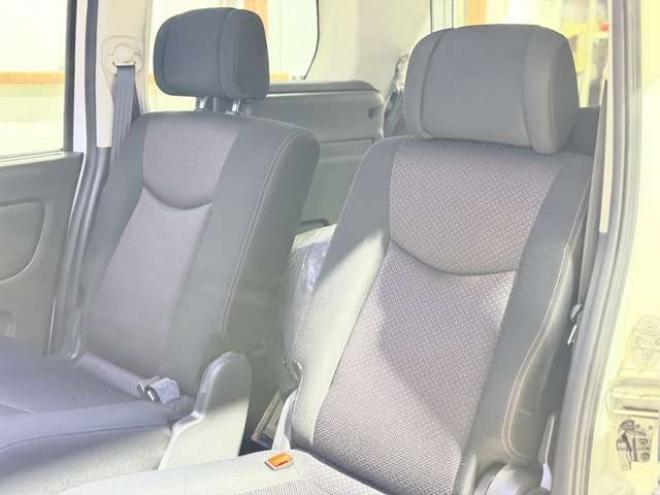 セレナ2.0 ハイウェイスター Vセレクション 4WD　防錆塗装4WDTVナビBカメ後席モニタETC 2000